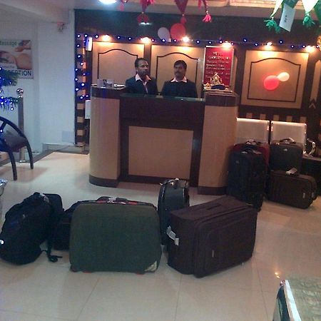 Hotel Ganesha Inn Tapovan Buitenkant foto